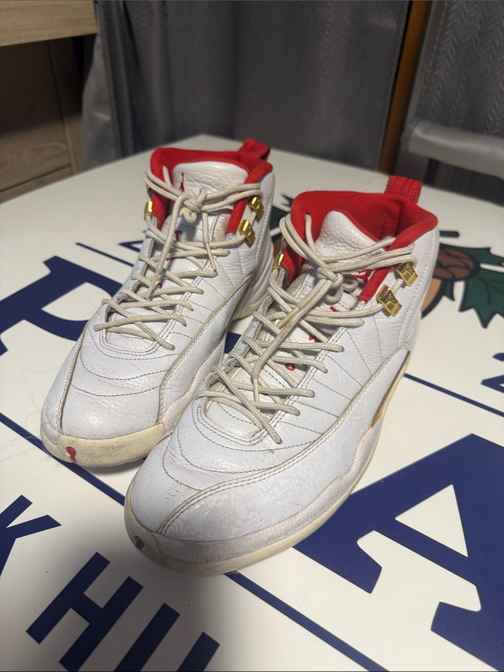 Jordan 11 Mens FIBA White and Red High-Top Basketball Sneakers